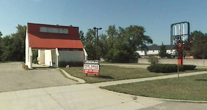 Hot n Now Hamburgers - Taylor - 26715 Eureka Rd